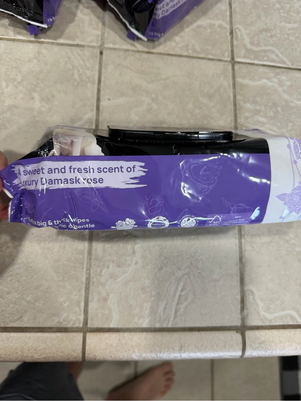 Pet Plant-Based Pet Wipes - Purple - Picture 2 of 9